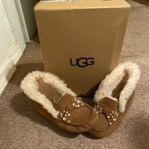 BNIB:Ugg slippers with Swarovski crystals
